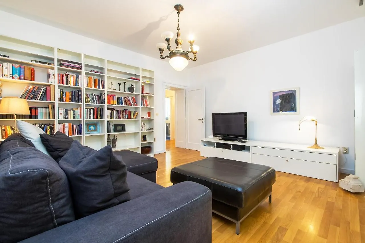 Apartment Minimalist Hidden Gem Spacious Flat In Center Split